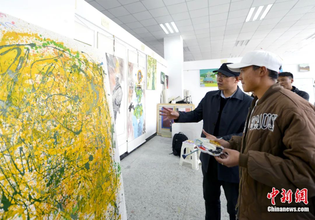 “东方油画”唐卡蕴藏着哪些文化交融符号？